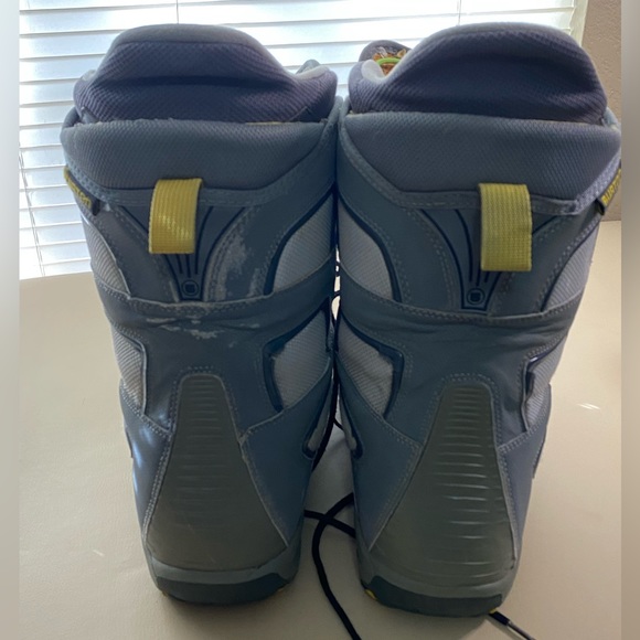 🎉HP🎉 Burton Mens freestyle snowboarding boots - Picture 2 of 12